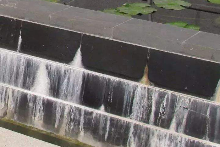 大理石泛堿現(xiàn)象的原因及處理