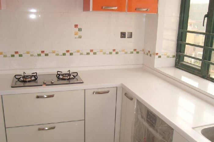 石英石臺(tái)面表面變色如何處理?