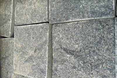 G654芝麻黑石材黃斑如何預防